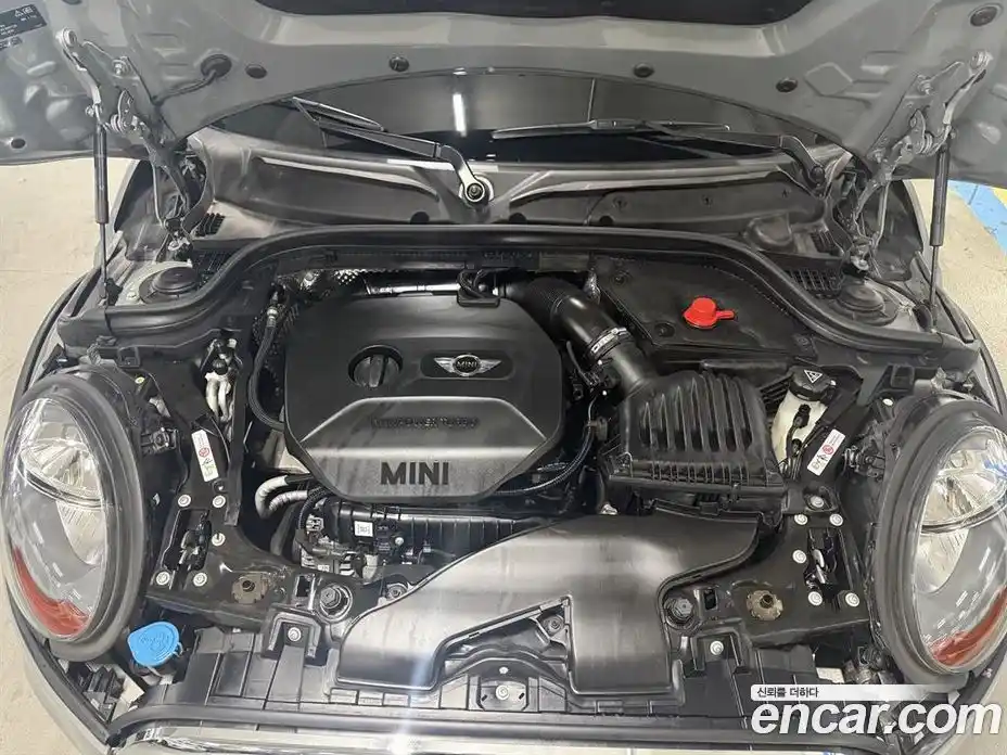 Mini Cooper 2014 1.5 Автомат в Москве № 680103, фото 18