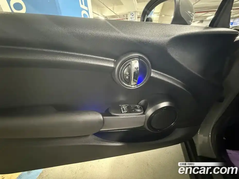 Mini Cooper 2014 1.5 Автомат в Москве № 680103, фото 9