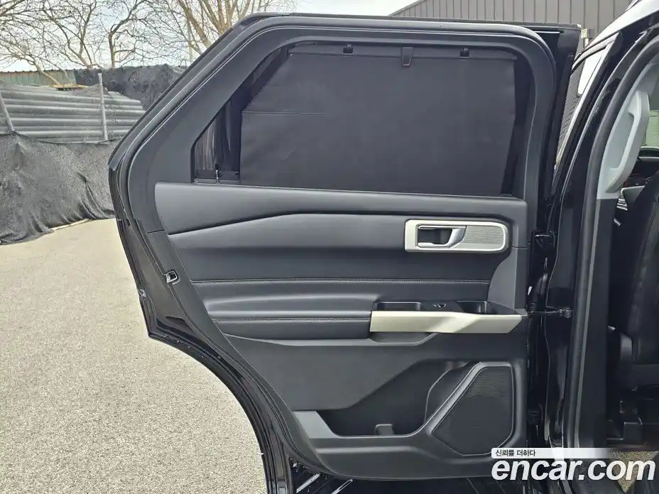 Ford Explorer 2022 2.3 Автомат в Москве № 680936, фото 10