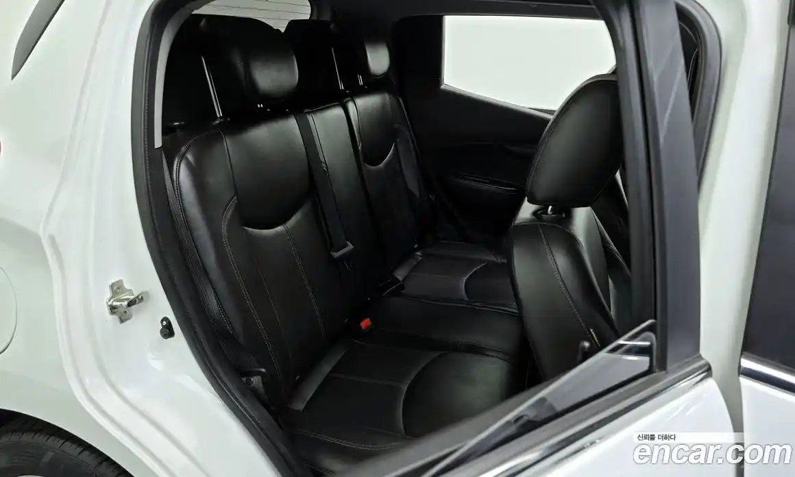 Chevrolet Spark 2016 1.0 Автомат в Москве № 77960, фото 12