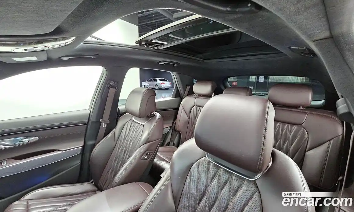 Genesis GV70 2022 2.5 Автомат в Москве № 81542, фото 18