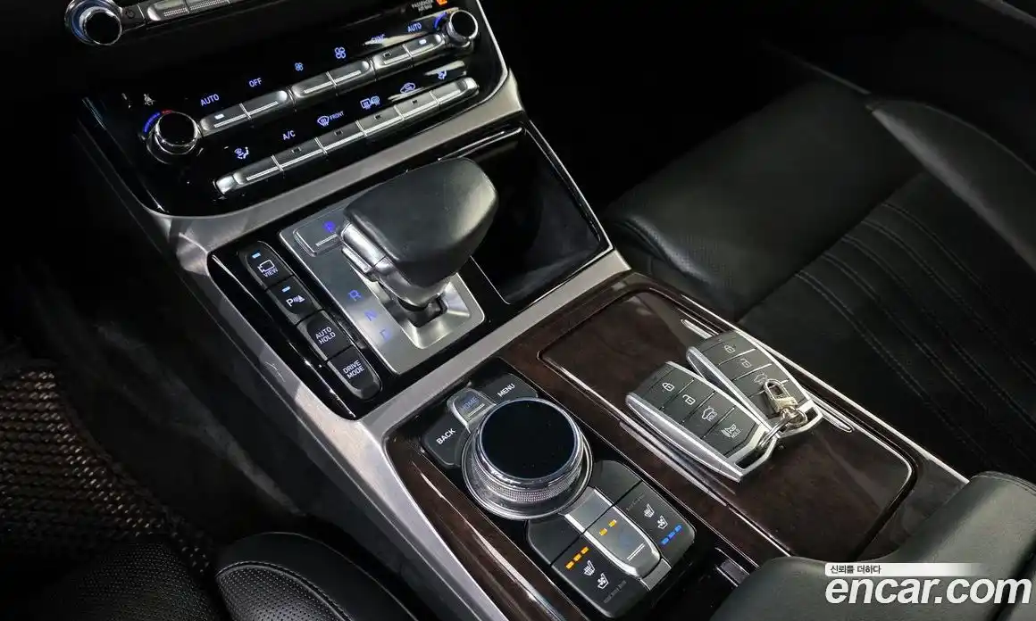 Genesis EQ900 2016 3.8 Автомат в Москве № 85606, фото 9