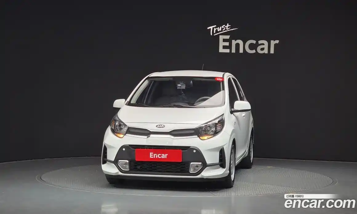 Kia Morning 2021 1.0 Автомат в Москве № 94957, фото 3