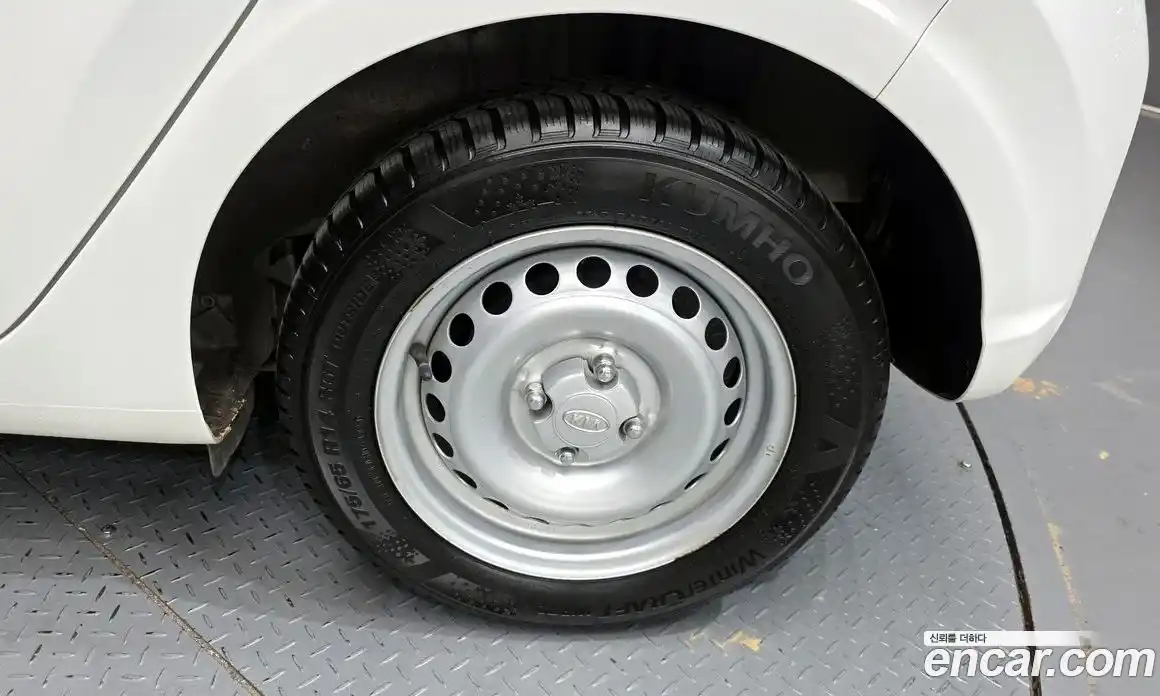 Kia Morning 2021 1.0 Автомат в Москве № 94957, фото 5