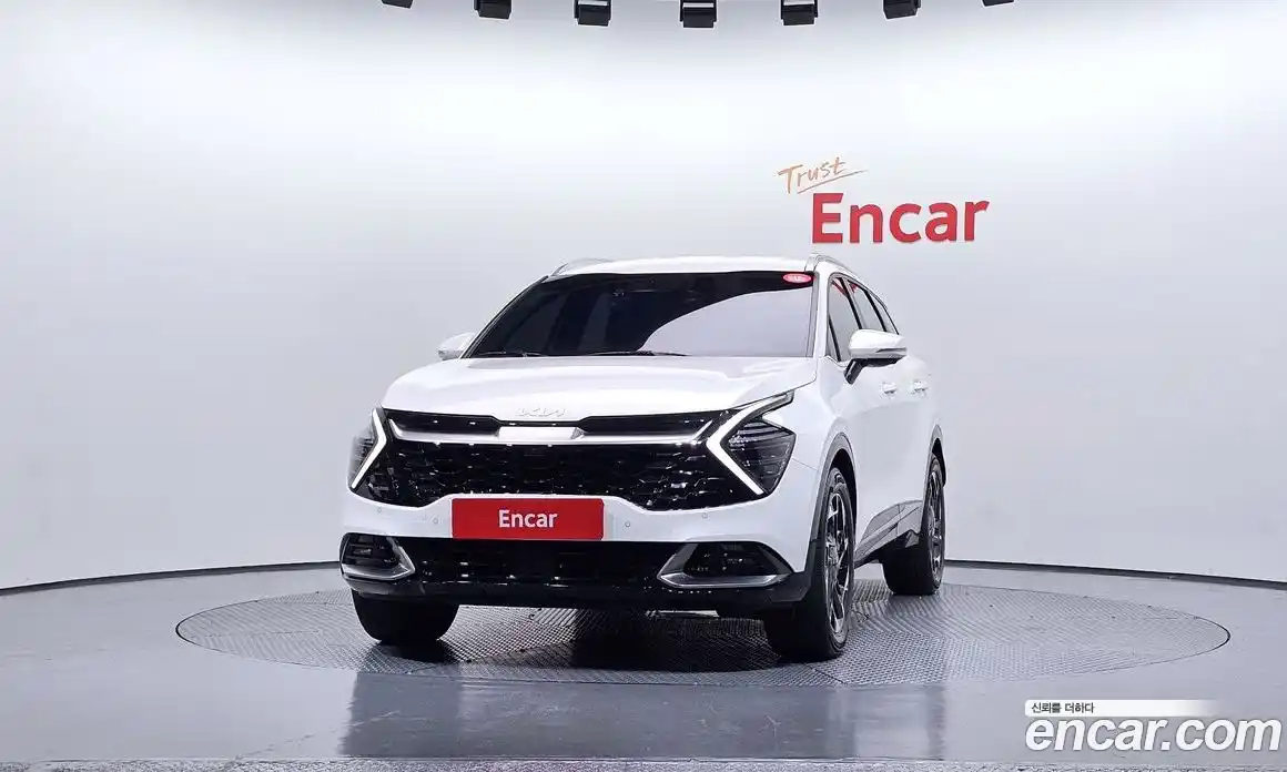 Kia Sportage 2023 1.6 Автомат в Москве № 96454, фото 3