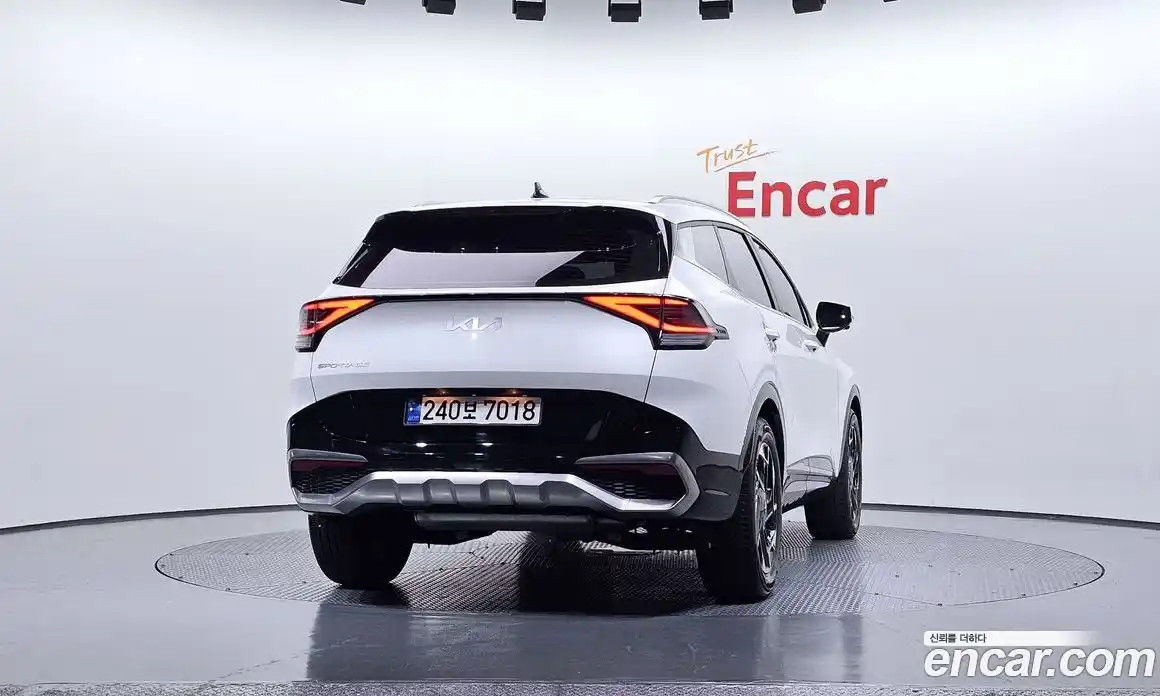 Kia Sportage 2023 1.6 Автомат в Москве № 96454, фото 4