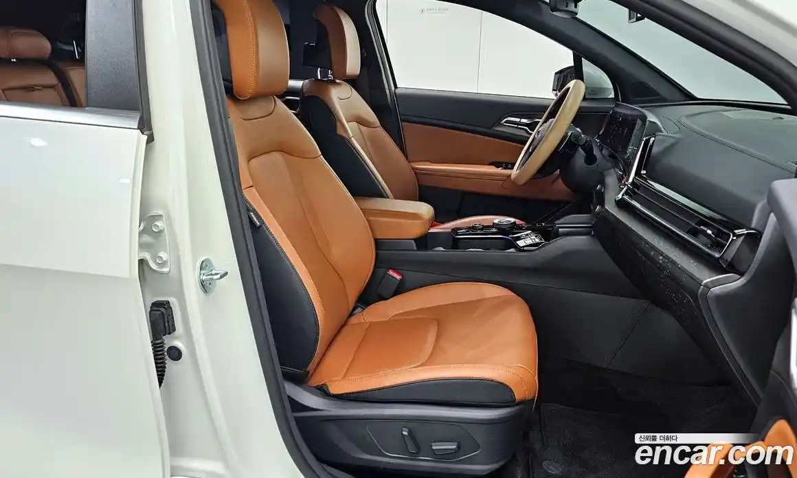 Kia Sportage 2023 1.6 Автомат в Москве № 96454, фото 10