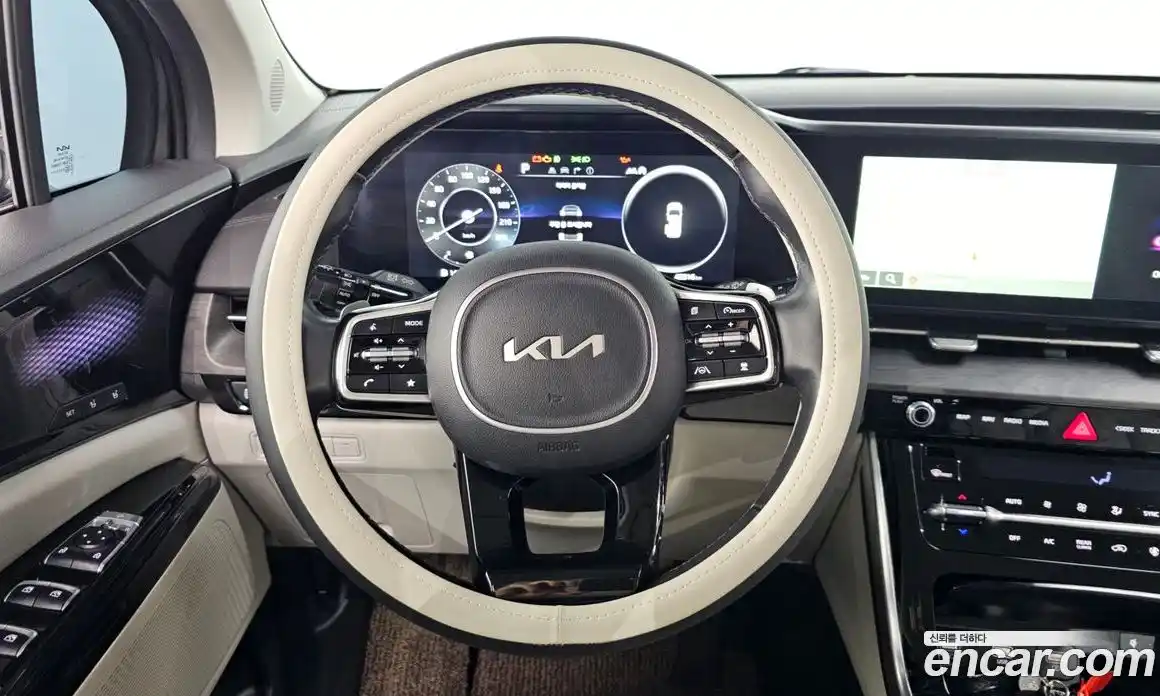 Kia Canival 2023 2.2 Автомат в Москве № 108132, фото 13
