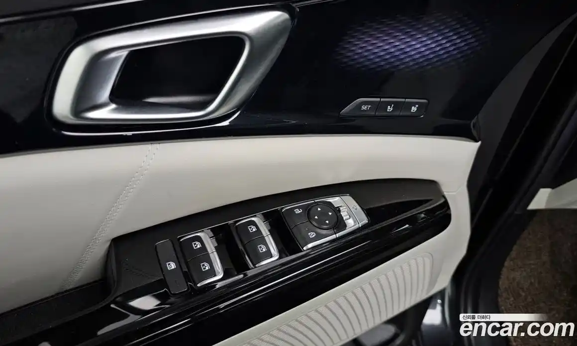 Kia Canival 2023 2.2 Автомат в Москве № 108132, фото 18