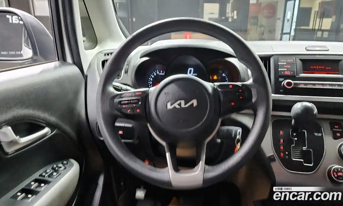 Kia Ray 2022 1.0 Автомат в Москве № 108487, фото 14