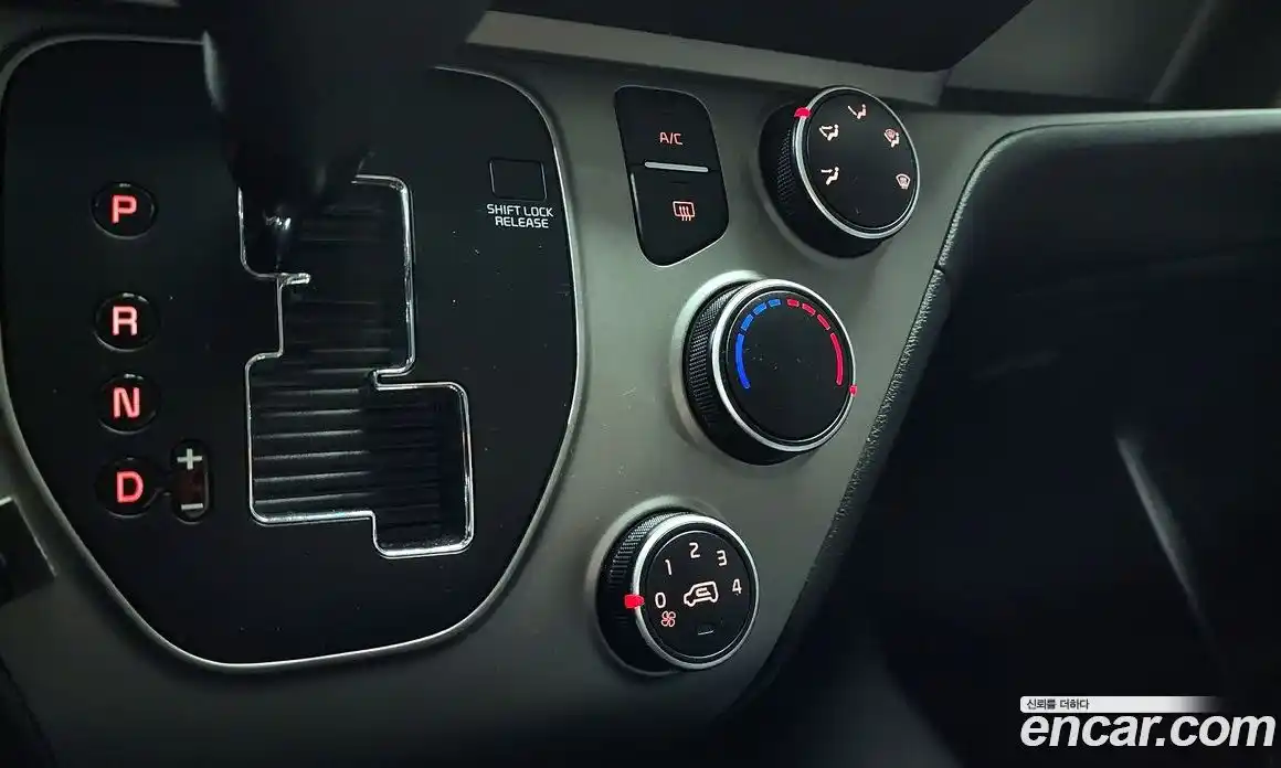 Kia Ray 2022 1.0 Автомат в Москве № 108487, фото 15