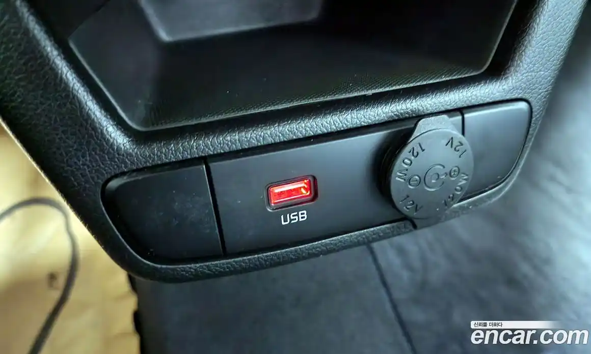 Kia Ray 2022 1.0 Автомат в Москве № 108487, фото 17