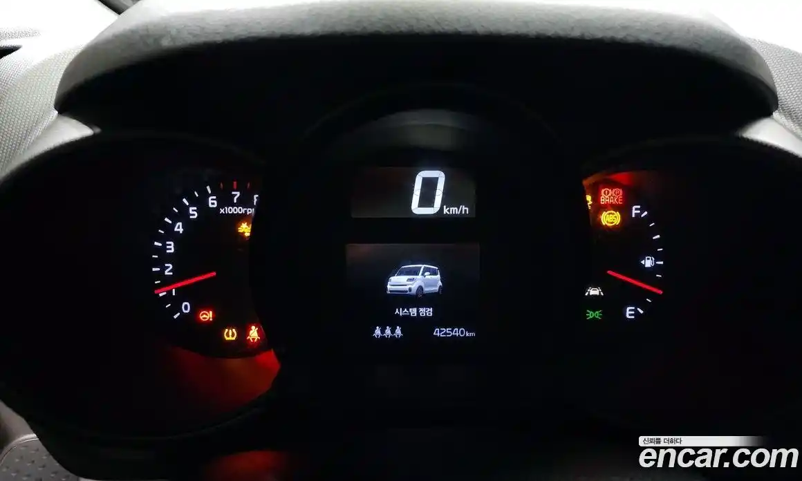 Kia Ray 2022 1.0 Автомат в Москве № 108487, фото 8