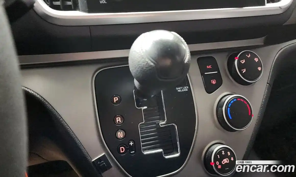 Kia Ray 2022 1.0 Автомат в Москве № 108487, фото 9