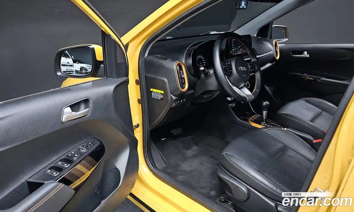 Kia Morning 2021 1.0 Автомат в Москве № 108655, фото 11