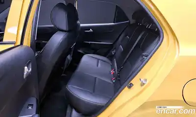 Kia Morning 2021 1.0 Автомат в Москве № 108655, миниатюра 12