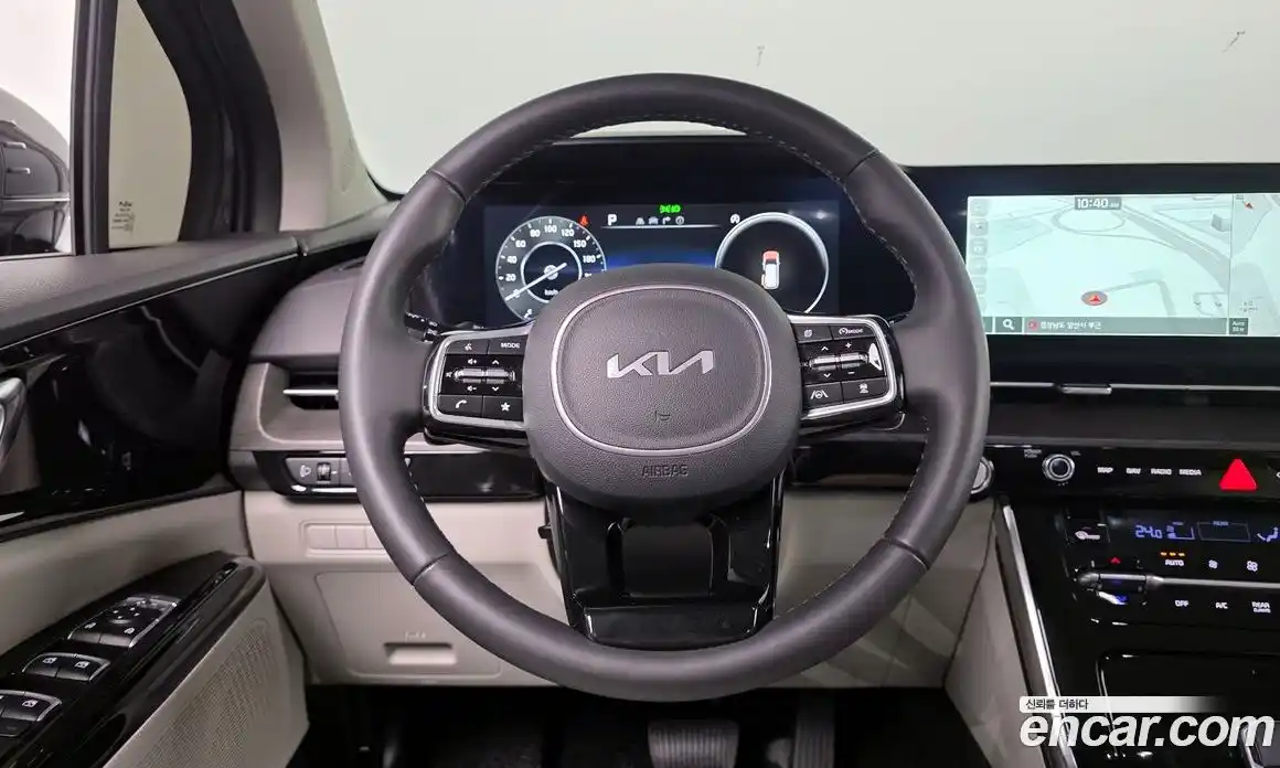 Kia Canival 2023 2.2 Автомат в Москве № 108831, фото 13