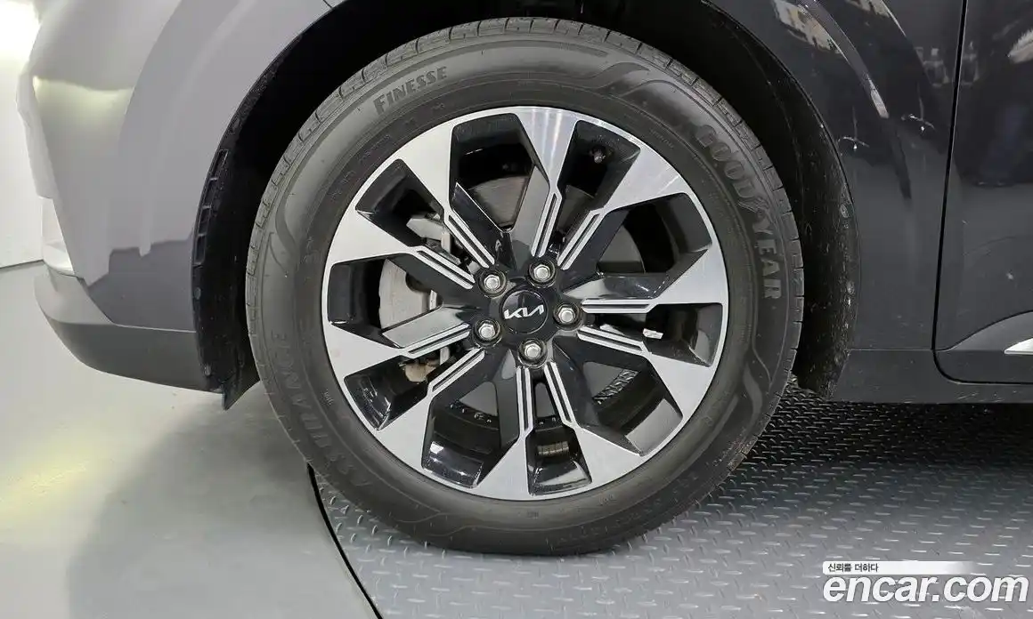 Kia Canival 2023 2.2 Автомат в Москве № 108831, фото 5