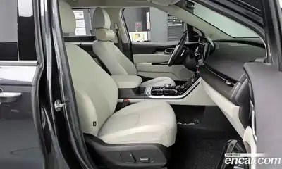 Kia Canival 2023 2.2 Автомат в Москве № 108831, миниатюра 10