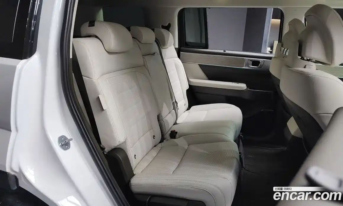 Hyundai Santa Fe 2024 2.5 Автомат в Москве № 112375, фото 12