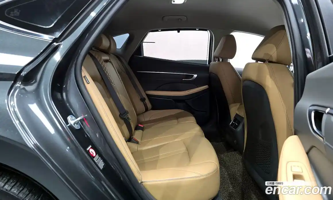 Hyundai Sonata 2020 2.0 Автомат в Москве № 113559, фото 12