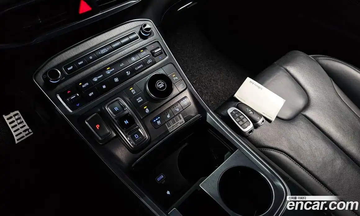 Hyundai Santa Fe 2021 2.5 Автомат в Москве № 113589, фото 8