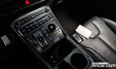 Hyundai Santa Fe 2021 2.5 Автомат в Москве № 113589, миниатюра 8