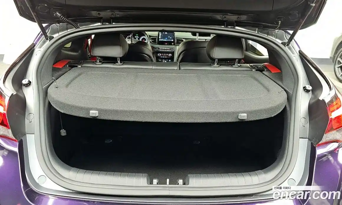 Hyundai Veloster 2019 1.6 Автомат в Москве № 113643, фото 20