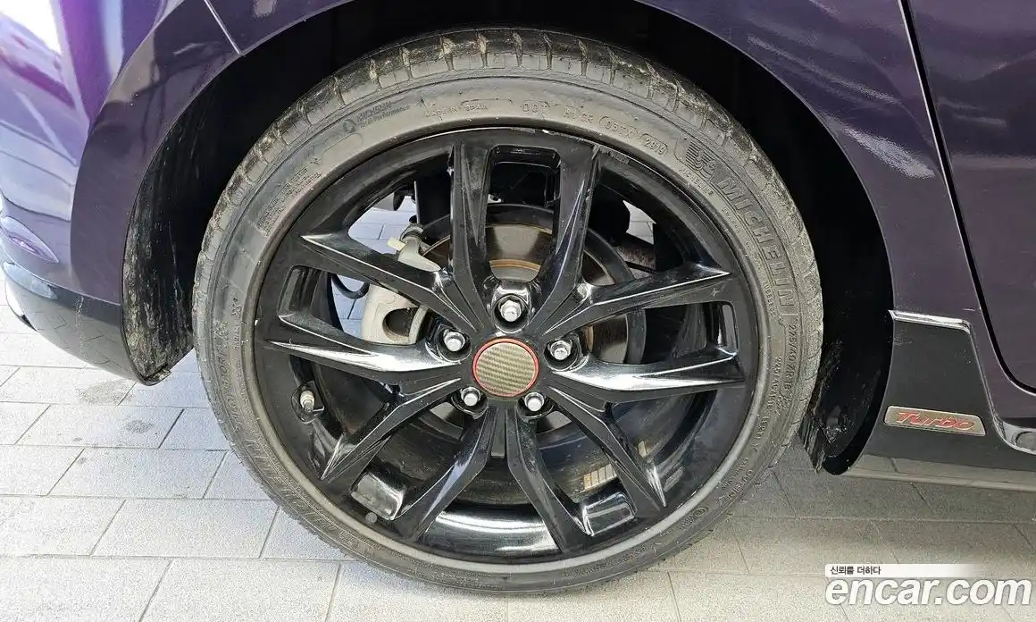 Hyundai Veloster 2019 1.6 Автомат в Москве № 113643, фото 5