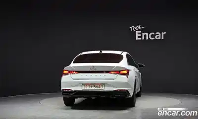 Hyundai Avante 2023 1.6 Автомат в Москве № 113651, миниатюра 4