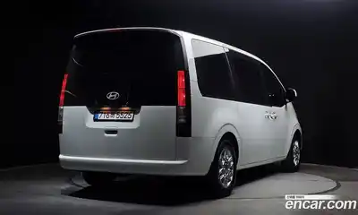 Hyundai Staria 2025 2.2 Автомат в Москве № 119303, миниатюра 2