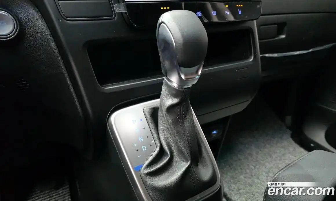 Hyundai Staria 2025 2.2 Автомат в Москве № 119303, фото 9