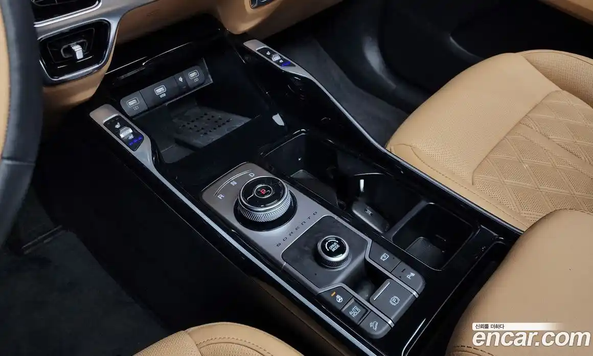 Kia Sorento 2023 1.6 Автомат в Москве № 120229, фото 9