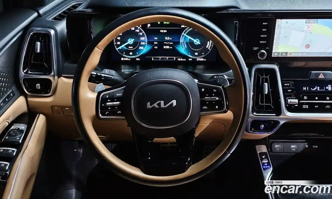 Kia Sorento 2023 1.6 Автомат в Москве № 122036, фото 14