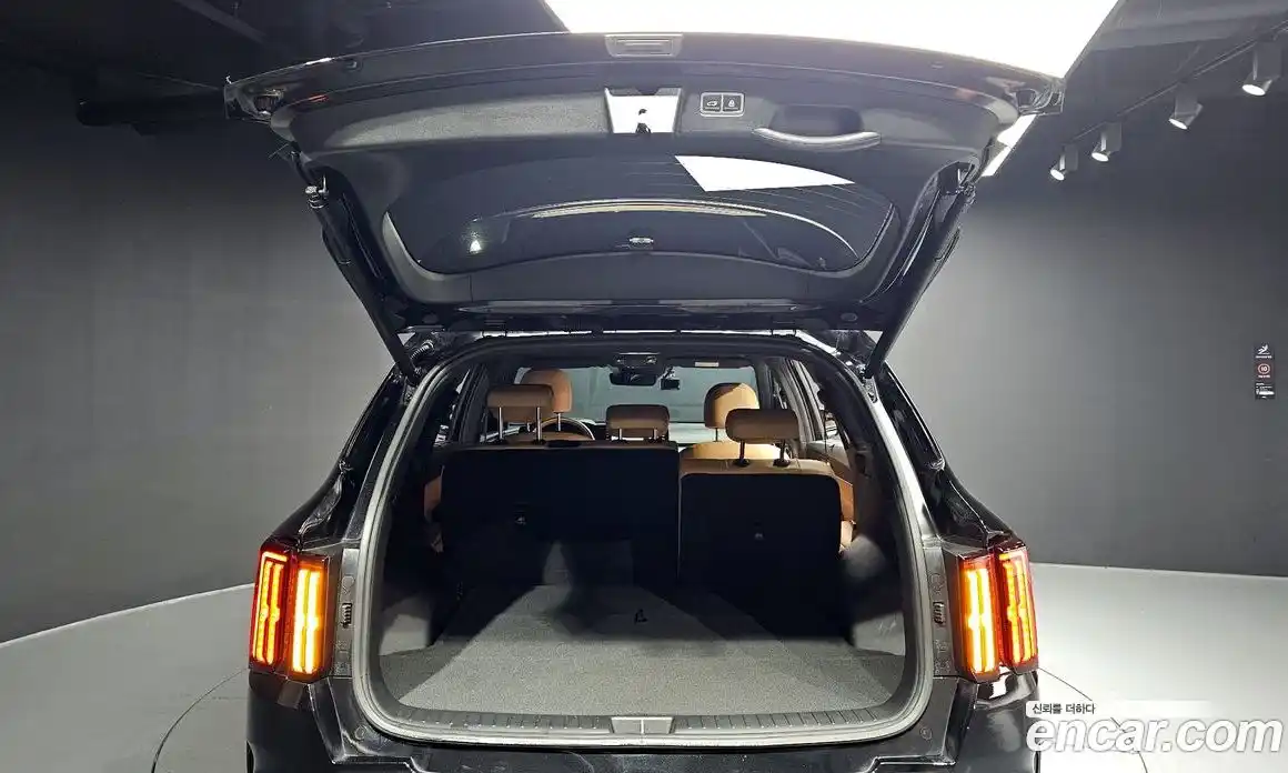 Kia Sorento 2023 1.6 Автомат в Москве № 122036, фото 20