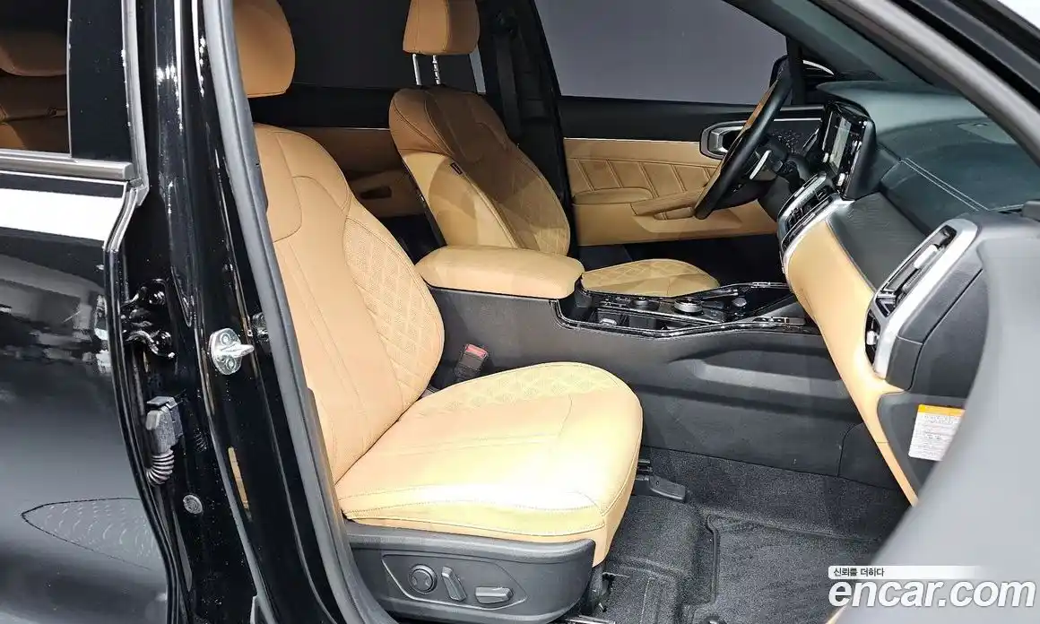 Kia Sorento 2023 1.6 Автомат в Москве № 122036, фото 10