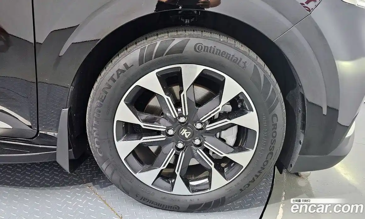 Kia Canival 2023 3.5 Автомат в Москве № 122414, фото 5