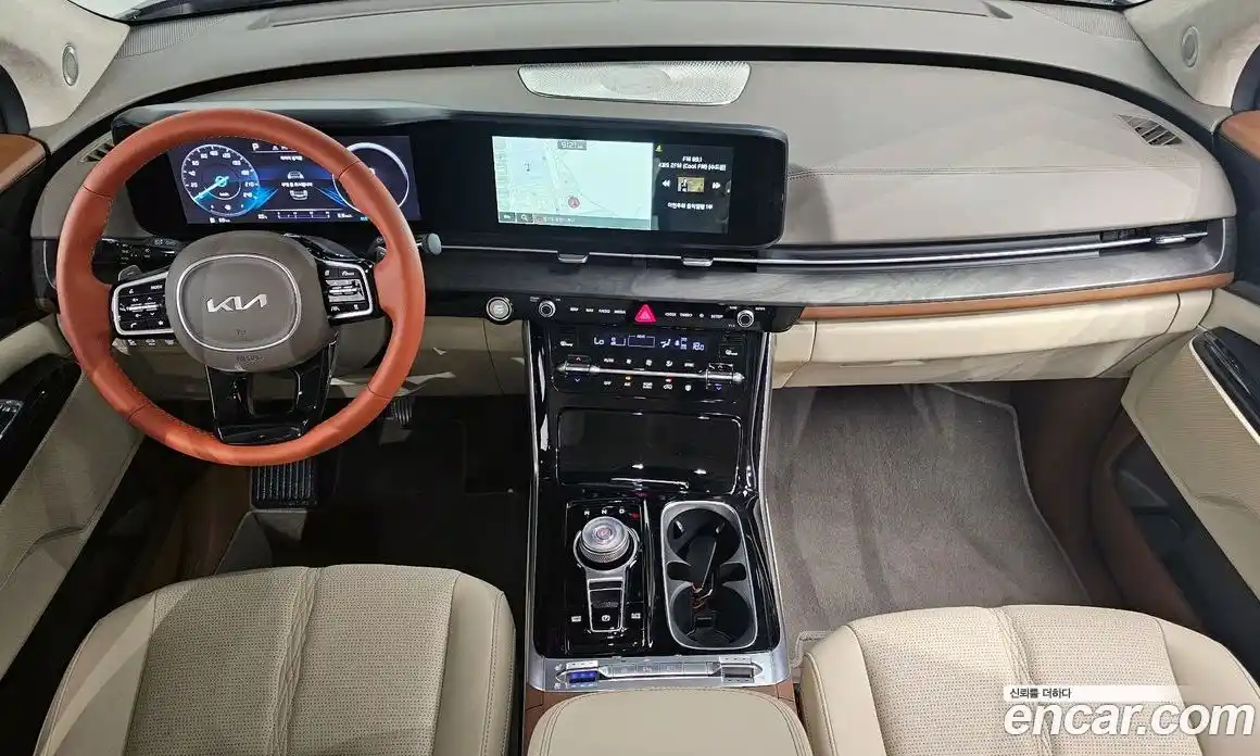 Kia Canival 2023 3.5 Автомат в Москве № 122414, фото 7