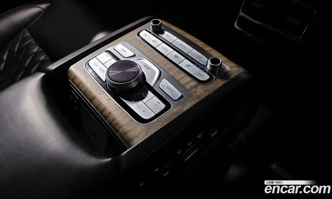 Kia K9 2023 3.3 Автомат в Москве № 124568, фото 18