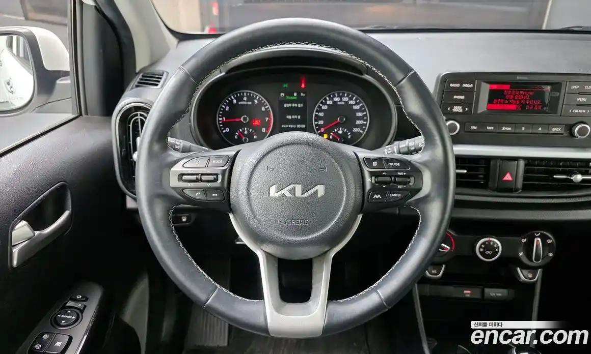 Kia Morning 2022 1.0 Автомат в Москве № 124580, фото 13