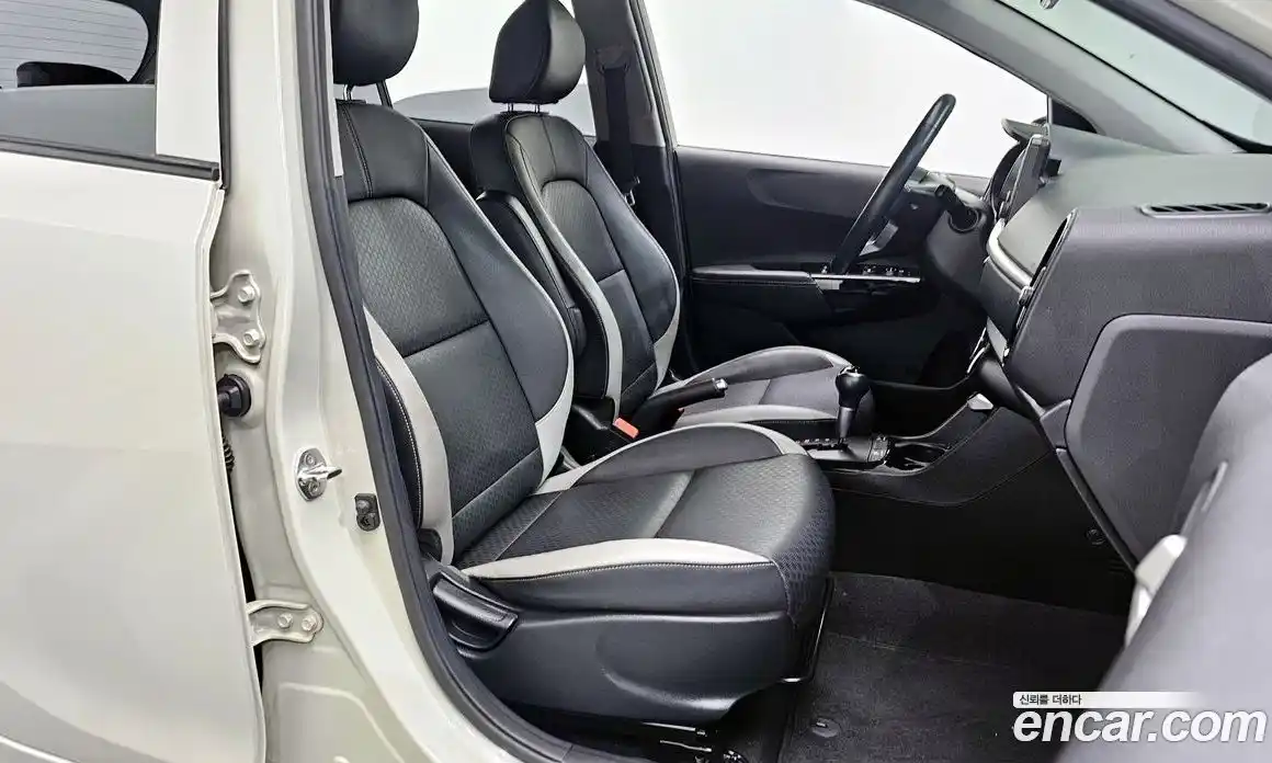 Kia Morning 2017 1.0 Автомат в Москве № 124747, фото 10