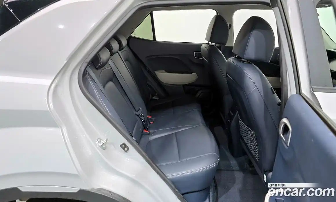 Hyundai Venue 2024 1.6 Автомат в Москве № 125429, фото 12