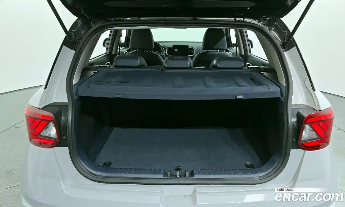 Hyundai Venue 2024 1.6 Автомат в Москве № 125429, фото 20