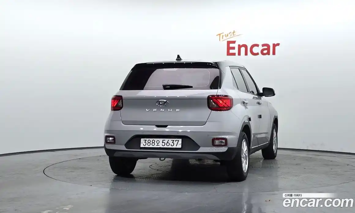 Hyundai Venue 2024 1.6 Автомат в Москве № 125429, фото 4