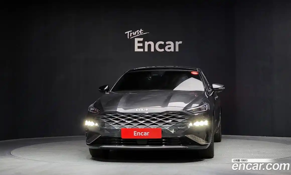 Kia K8 2023 1.6 Автомат в Москве № 126596, фото 3