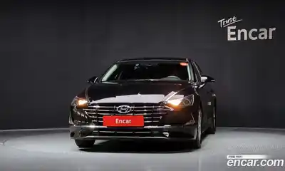 Hyundai Sonata 2022 2.0 Автомат в Москве № 127135, миниатюра 3