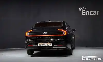 Hyundai Sonata 2022 2.0 Автомат в Москве № 127135, миниатюра 4