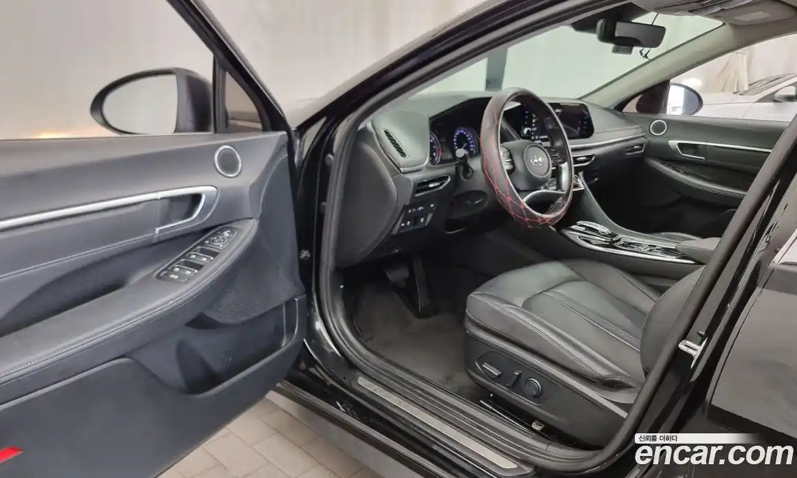 Hyundai Sonata 2022 2.0 Автомат в Москве № 127135, фото 10