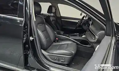 Hyundai Grandeur 2022 3.0 Автомат в Москве № 127227, миниатюра 10