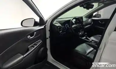 Hyundai Kona 2023 1.6 Автомат в Москве № 127242, миниатюра 12